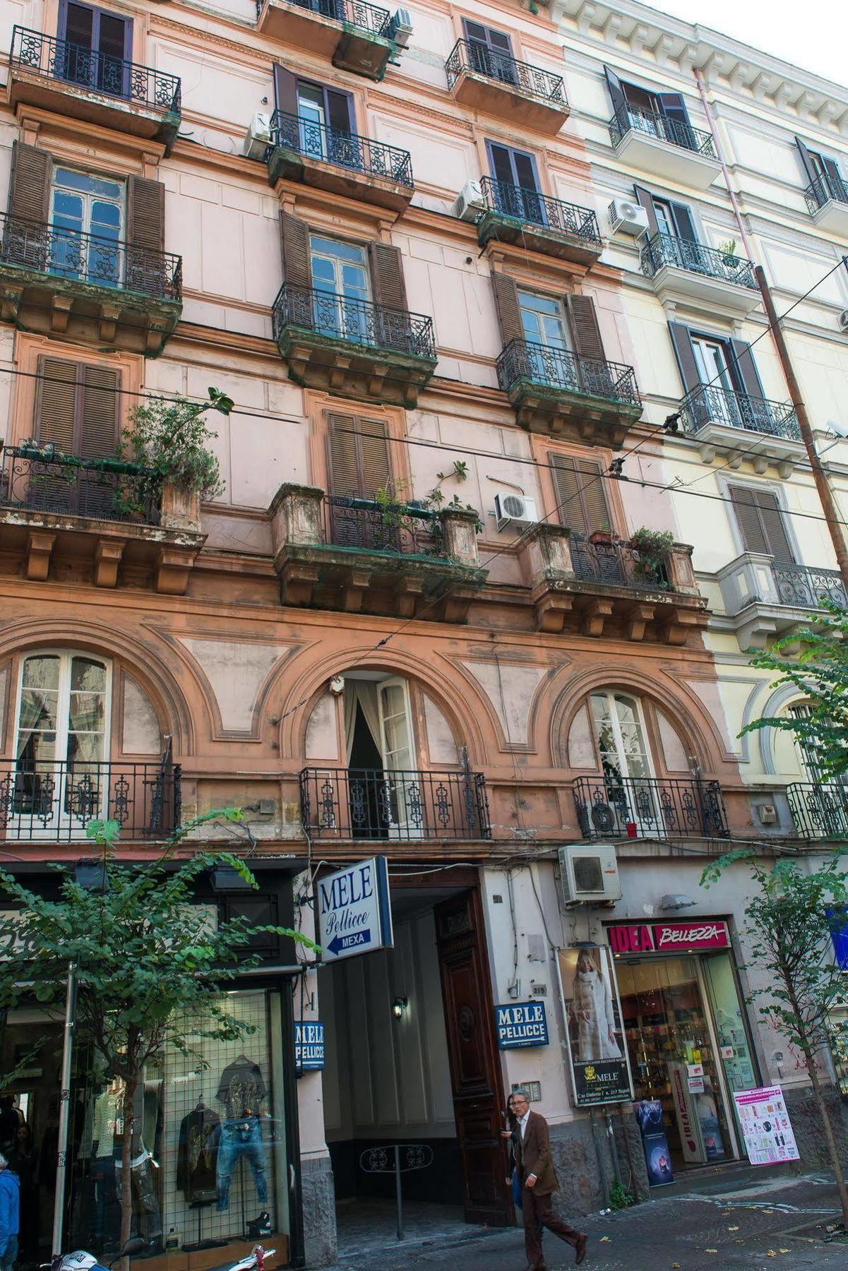Affittacamere Napoli's Gold 3*